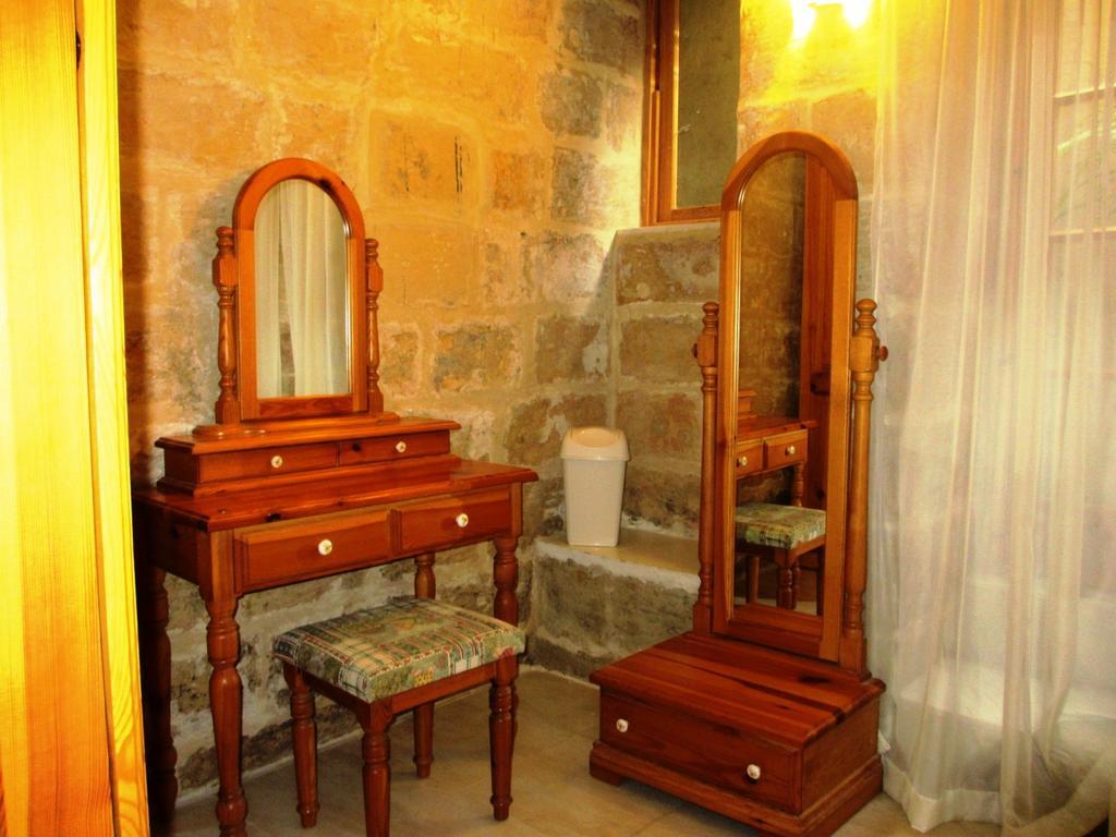 19Th Century Apartment 斯利马 外观 照片